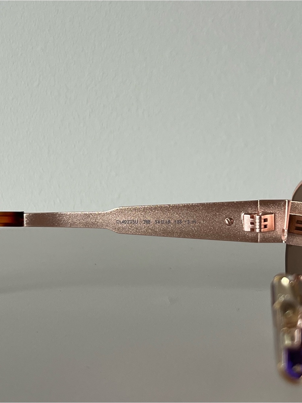Celine Triomphe Metal 01
Sunglasses Brown Lens Rose
Gold Frame - Picture 10 of 16